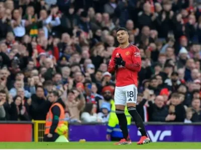 Sesko ‘bật ngửa’ khen Casemiro: ‘Huyền thoại, động lực của MU’ sau pha cứu thua nghẹt thở