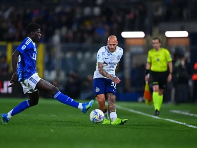 Como Gây Chấn Động: Đánh Bại Inter Milan Trong Trận Đấu Lịch Sử