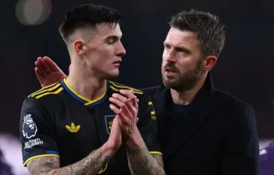 Sốc: MU 'đốt tiền' 74 triệu bảng cho Benjamin Sesko, huyền thoại nói gì? 1