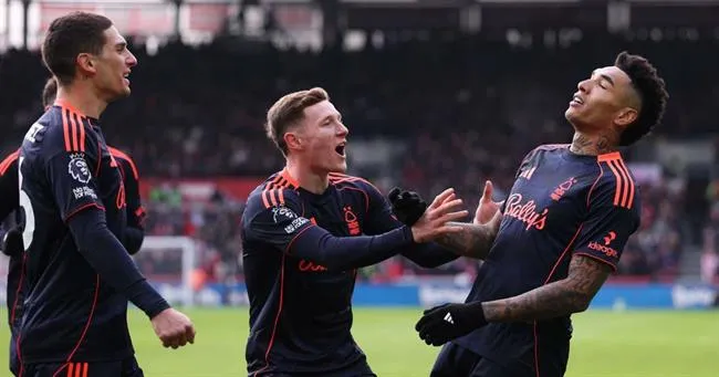 Nottingham Forest đang lên phong độ Nottingham Forest đang lên phong độ